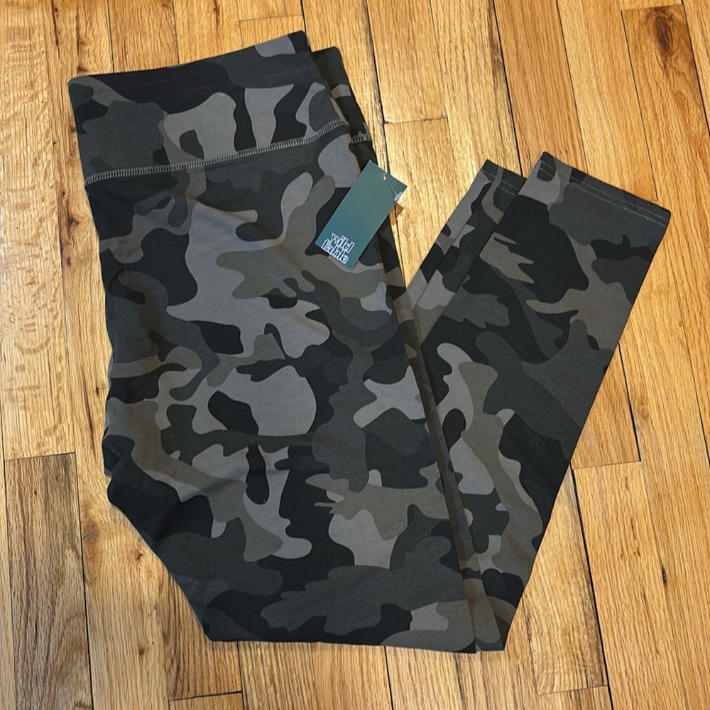 Camo leggings XXL
